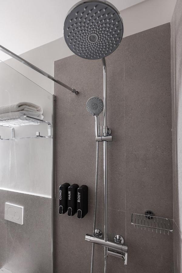Airio Athens Suites Bagian luar foto